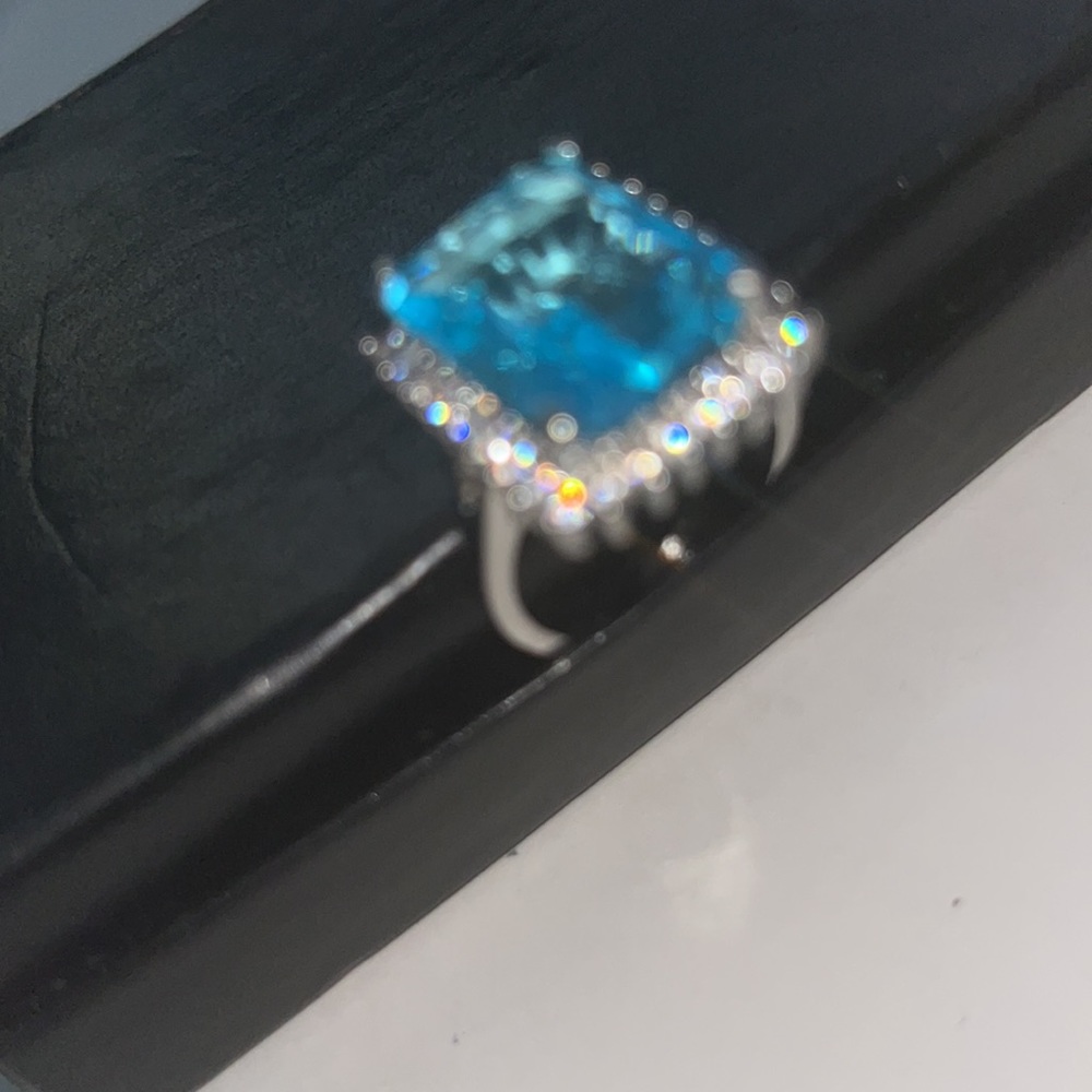 Aquamarine ring